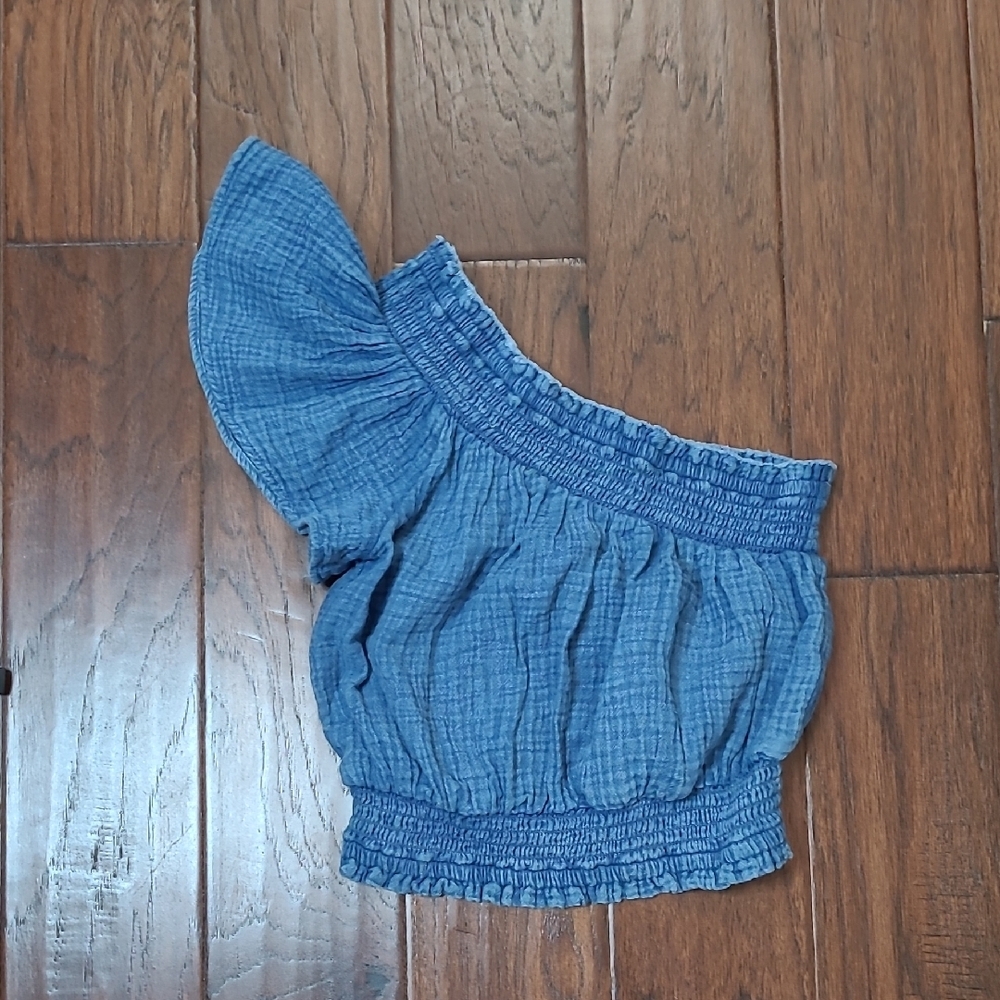 Aerie One-Shoulder Blue Smocked Gauze Material Crop Top size XS